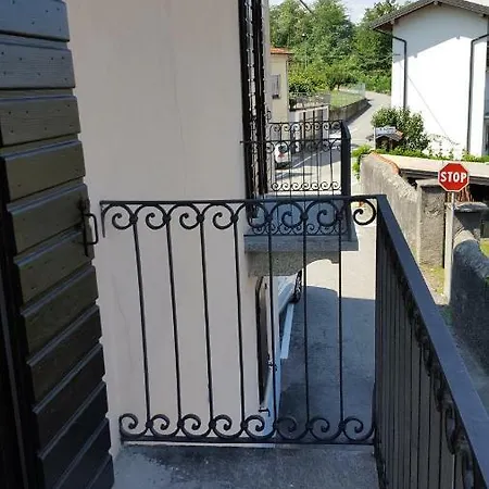 L'alloggio Tra I Due Laghi Appartement *